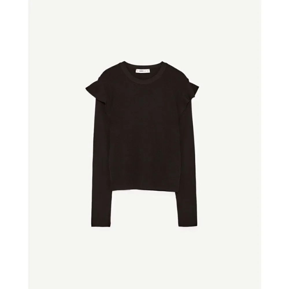 ✨ SWEAT SHIRT WITH SHOULDER FRILL✨ - Picture 6 of 6
